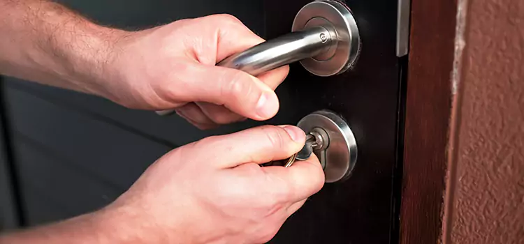 Door Closer Repair & Installation Paradise